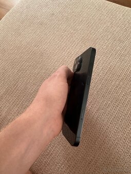 Prodám iPhone 14 plus 128 gb - 4