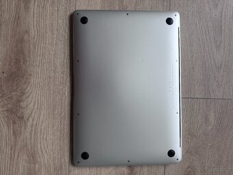 MacBook Air M1 – 8 GB RAM / 256 GB SSD - 4