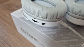 Asus ROG Strix Go Core Moonlight White - 4