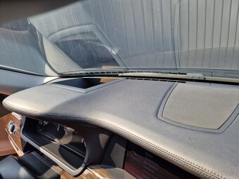 BMW 750Li xDrive - 4