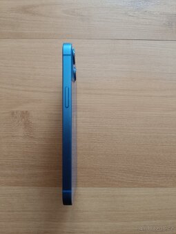 iPhone 13 128GB modrý - 4