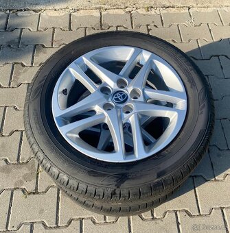 Sada originál litých kol kola pneumatiky Toyota - 4
