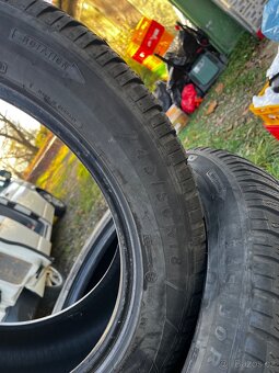 Zimní pneu 245/50/18 Dunlop - 4