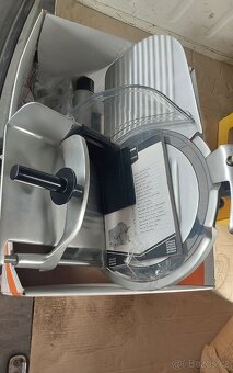 NAŘEZAK KRAJEČ POTRAVIN NOVY - 4