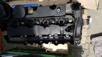 Hlava víko motoru písty vačky čerpadlo N47d20a N47d20c BMW - 4