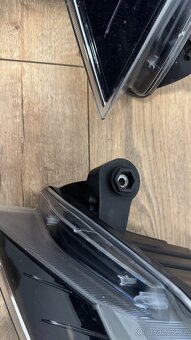 Přední světla Superb 3 sportline - 4