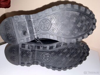 GUESS kotníkové boty - 4