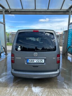 VW Caddy 1.6 tdi DSG - 4