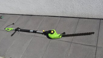 Teleskopické nůžky na živý plot FIELDMANN - 4