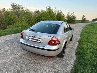 Ford Mondeo 1,8i 92KW VYHŘÍVANÉ PŘEDNÍ OKNO - 4