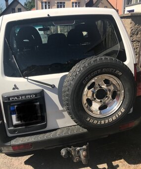 Mitsubishi Pajero 2.5 TDi - 4