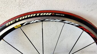 Zapletená silniční kola Mavic Aksium Race - 4