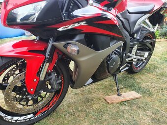 Honda CBR 600 RR - 4
