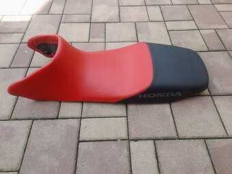 Snížené sedlo XL 650 V - 4