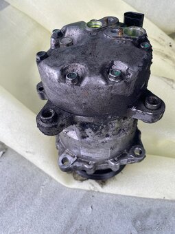 Prodám různé díly Škoda , Vw - 4
