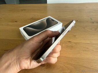 Apple iPhone 15 PRO 128GB natural titanium - 4