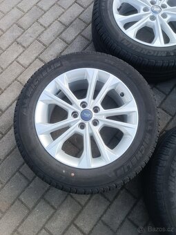 311. Originál ALU kola Ford (Kuga) 5x108 R17 s TPMS - 4