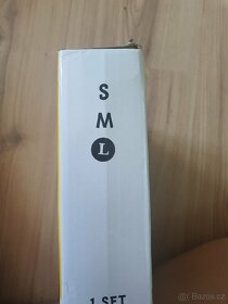 Sportovní 3/4 legíny se sauna efektem
- 4
