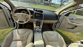 Volvo XC60 D5 AWD - 4