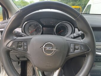 Opel Astra model K 2018 - 4