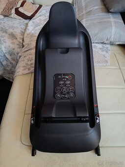 Autosedačka Cybex se základnou Isofix - 4