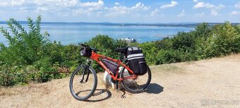 CYKLOBRAŠNY S PLÁŠTĚNKOU - 4