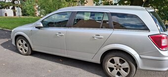 Opel Astra H - 4