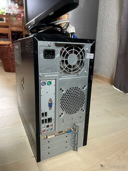 LCD monitor plus PC. - 4