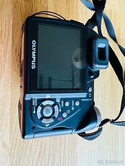 Olympus  SP-510 UZ - 4