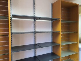 Policová stěna (regál) do prodejny, kanceláře - 4