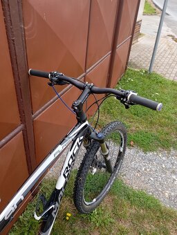 Rock Machine Flash - 4