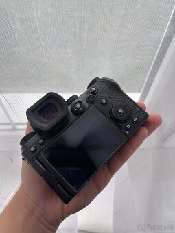 Panasonic Lumix S5 (tělo + klec) – Full-frame bezzrcadlovka - 4