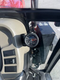 Traktor Case Quantum 85F - 4