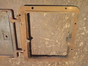 Dvířka kamen, otočný rošt, noha - 4