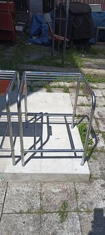 Staré chromové stolky - 4