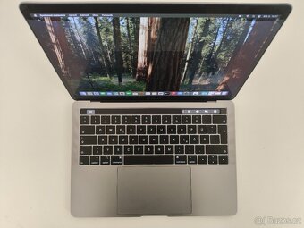 MacBook Pro 2018 | i5 • 8GB • 256GB - 4