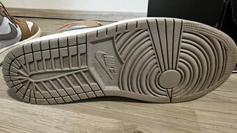 Air Jordan 1 mid - 4