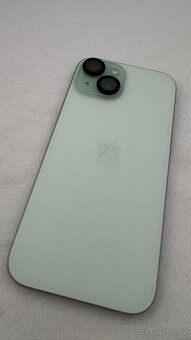 iPhone 15 / 256GB - Green - 4