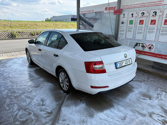 Škoda Octavia 1.6 TDi - 4