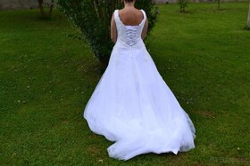 Bílé svatební šaty vel. 36/38 + spodnice zdarma - 4