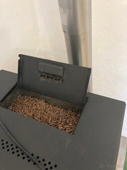 Prodám kamna na peletky (paletky) (pelety) - 4