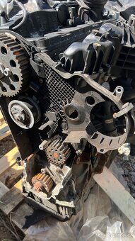 motor CFF 2,0 TDi 103 KW, vadny - 4