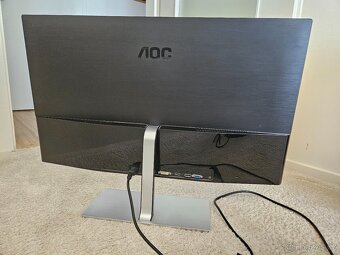 Monitor 31,5 palce - 4