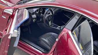 Mercedes CLS Norev HQ 1:18 - 4