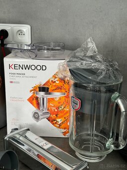 Kuchyňský robot Kenwood Chef XL - 4