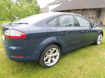 MONDEO 5 DVEŘÍ 2011 TDCI NAVI KOLA ST VELMI PĚKNÉ - 4