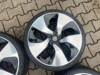 letní sada kol 5x112 20" z Volkswagen Golf 7 GTI - 4