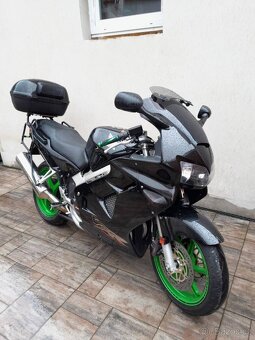 Honda VFR 800 FI, po velkém servisu, výborný stav - 4