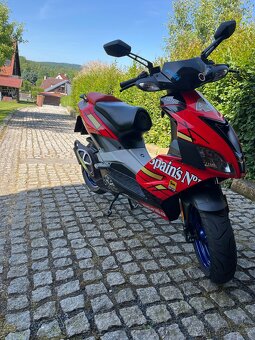 Aprilia SR50 - 4