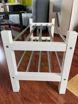 IKEA TJUSIG botník - 4